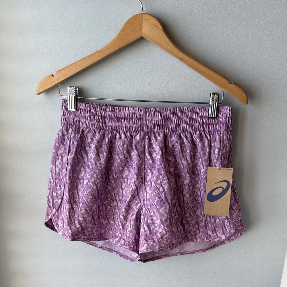ASICS NWT Women’s Running Shorts with Liner